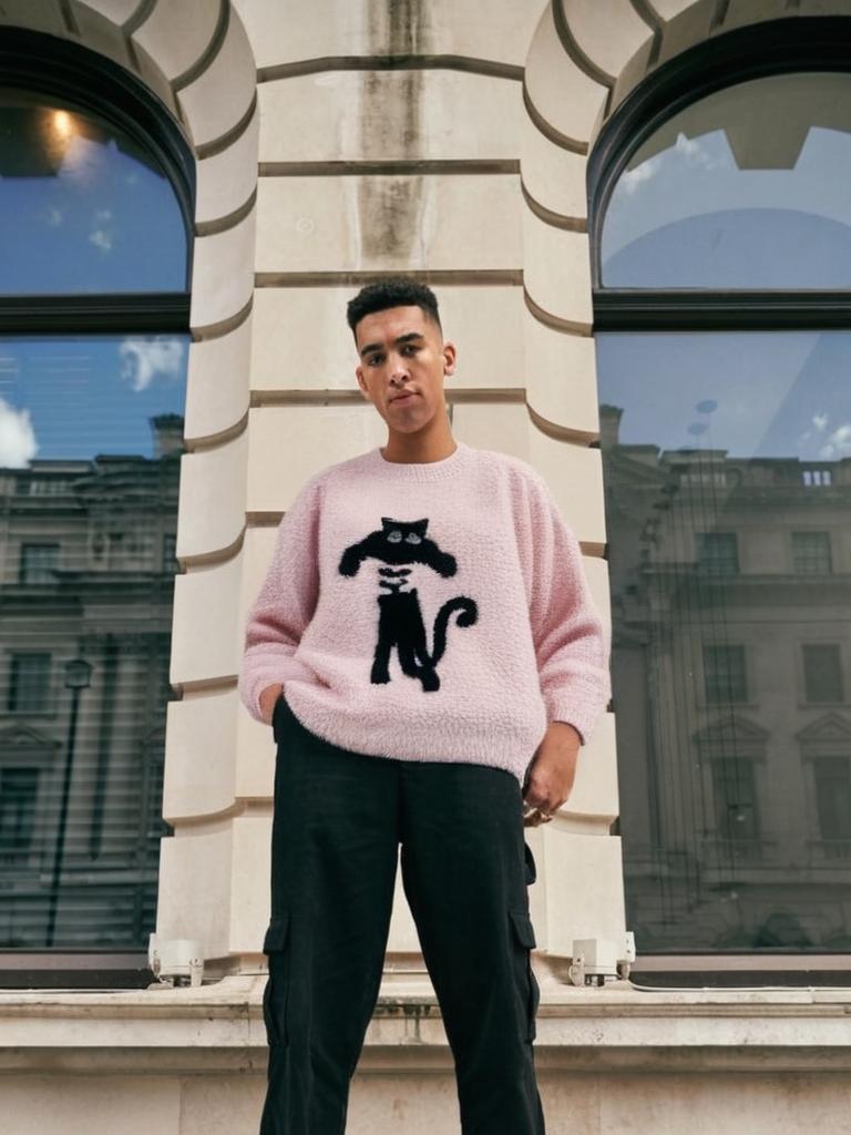 Sustainable Fashion: Reducing Returns with Virtual Try-On